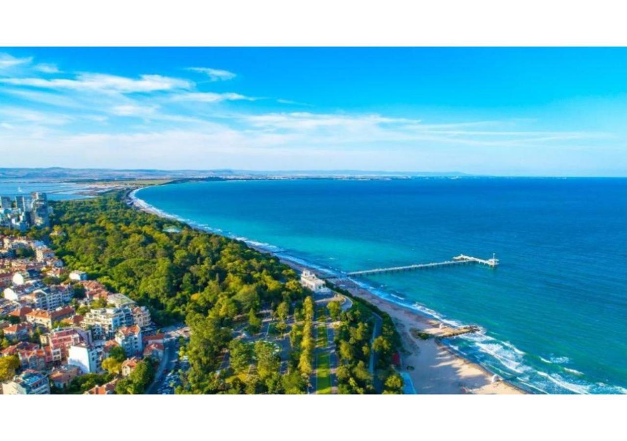 Luxury Apartment On The First Line To The Sea بورغاس المظهر الخارجي الصورة